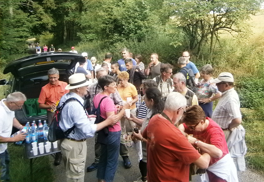  Gäste aus der französischen Partnergemeinde bereicherten das Volksfest 2014 